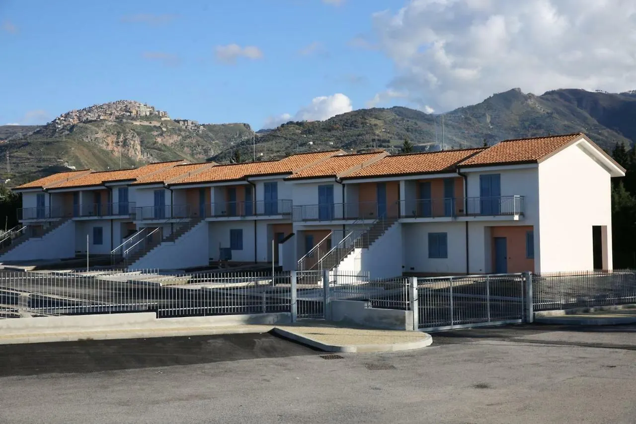 Casa Privata Nel Parco Apartment Sant'Agata di Militello